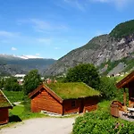 Gaupnetunet Og Hotel